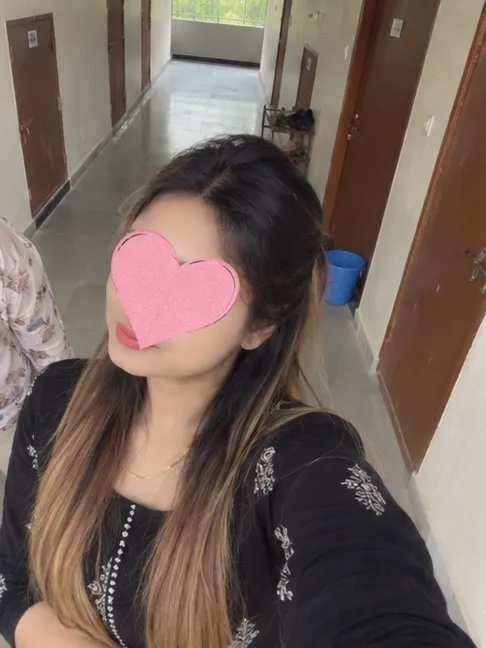 Divya, Tonk Road Jaipur call girl